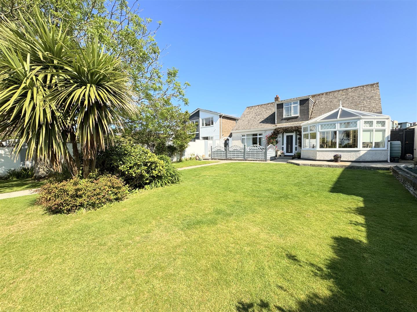 Pentire Crescent, Newquay